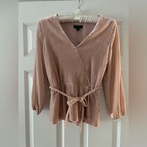 NWT JCrew light pink velvet peplum top in Size 00 Petite